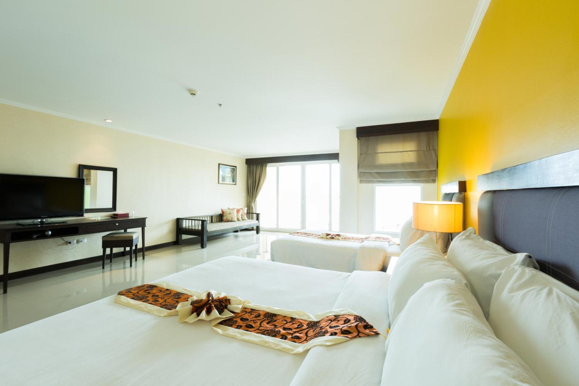 Royal Phala Cliff Beach Resort Ban Chang  Ruang foto