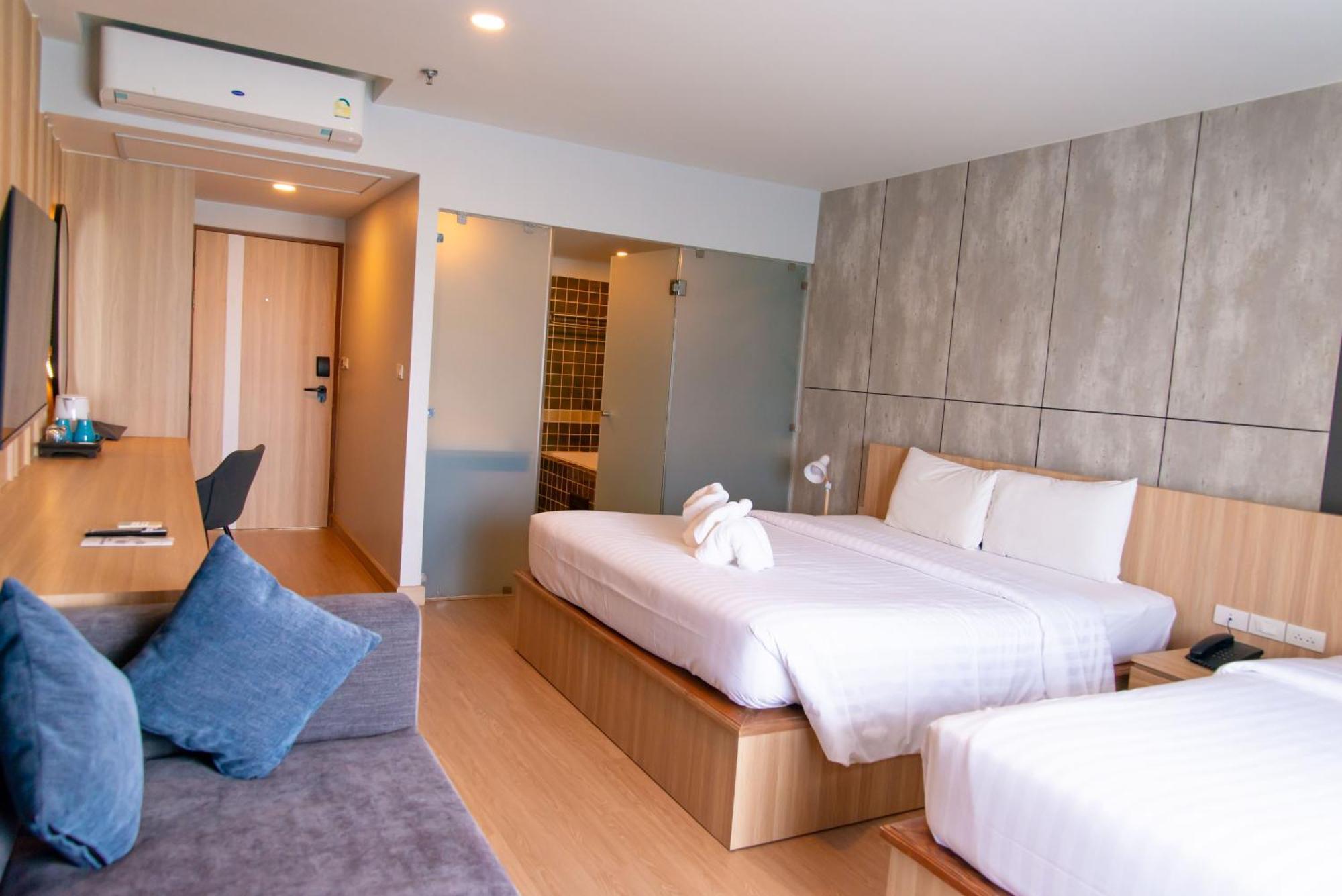 Royal Phala Cliff Beach Resort Ban Chang  Bagian luar foto