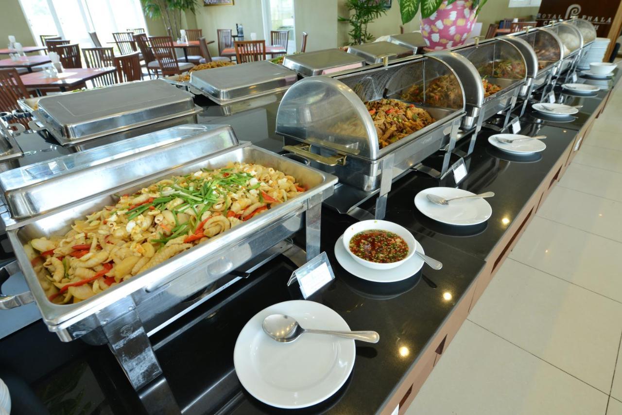 Royal Phala Cliff Beach Resort Ban Chang  Bagian luar foto
